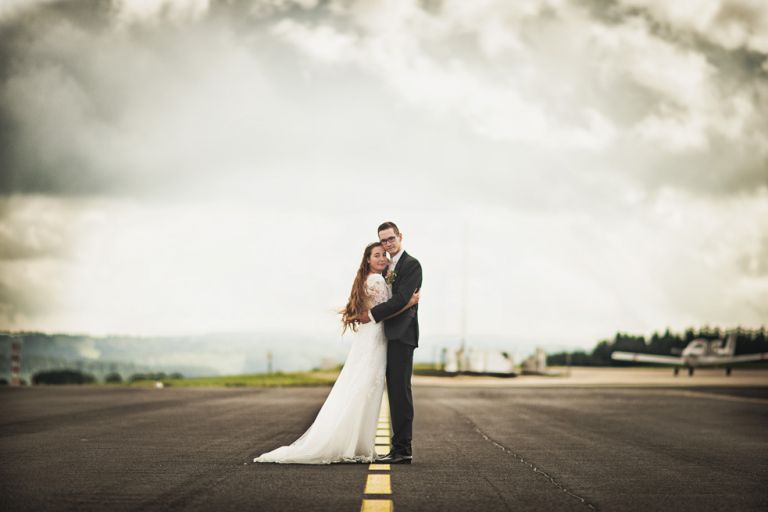 Brautpaarshooting NRW Flughafen H&M Hochzeitsfotograf Florin Miuti (34)